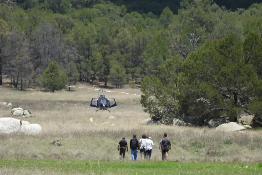 Helicoptero en la sierrra de la Laguna 