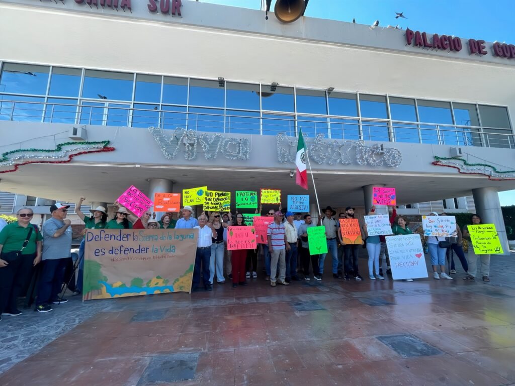 Protesta Ciudadana en el Gobierno de BCS